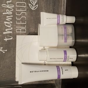 Rodan+fields: Unblemish mini/travel regimen
